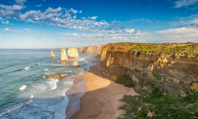 Explore the Stunning Great Ocean Road on a Memorable Day Trip